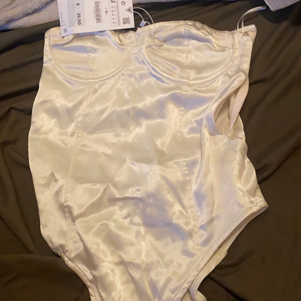 Zara body suit never worn